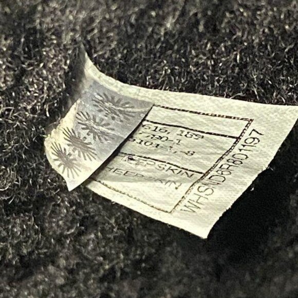 UGG Australia Bailey Button Triplet Sheepskin Boots - Women's 7 /No Box - Picture 11 of 14